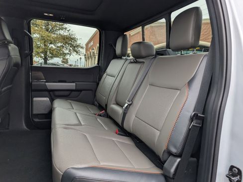 New 2025 Ford F150 Lariat w/ Equipment Group 502A High image 27