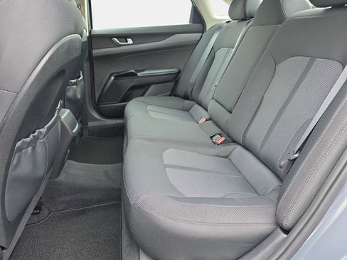 Used 2023 Kia K5 LXS image 13