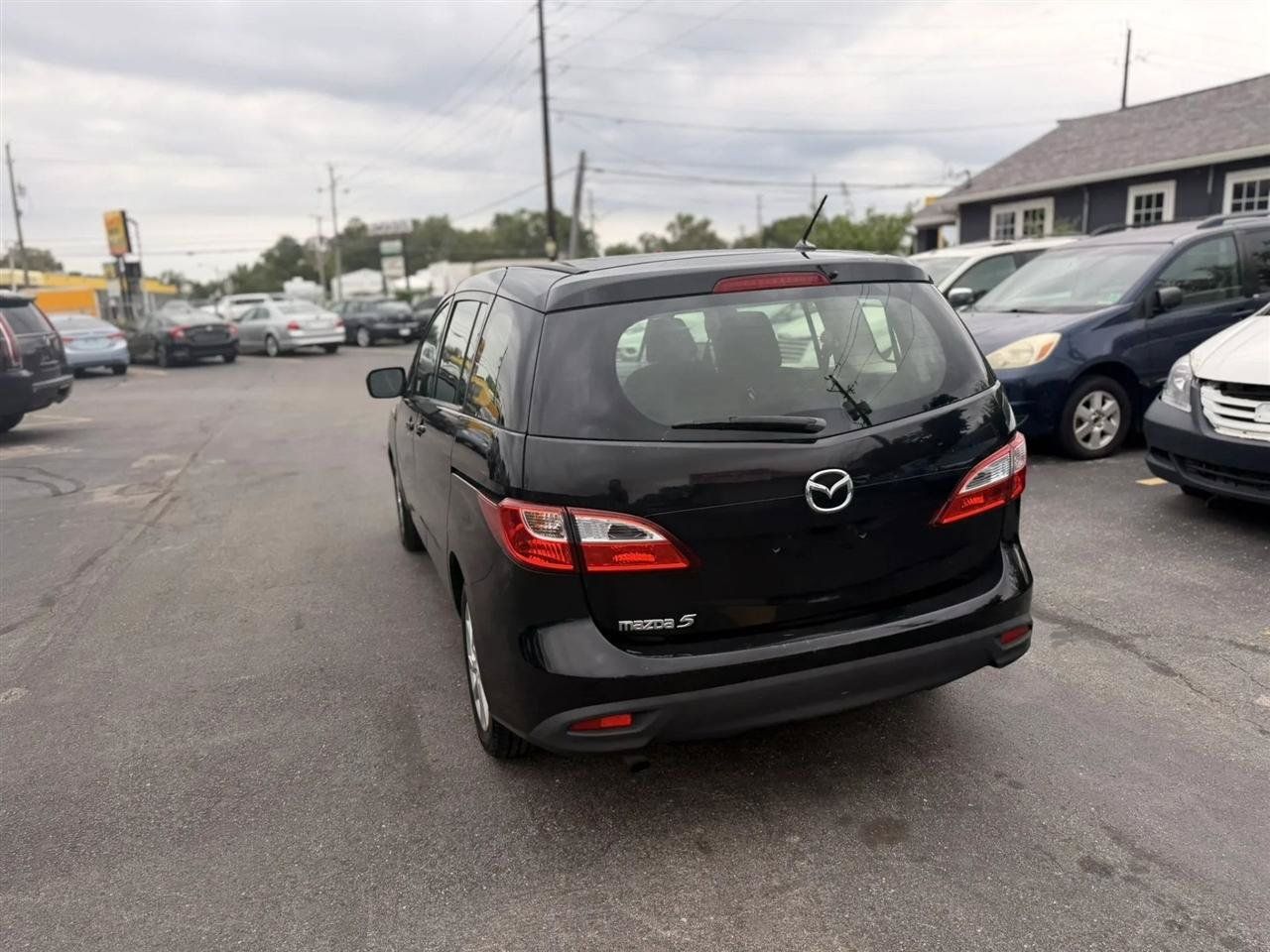 Used 2012 MAZDA MAZDA5 Sport FWD image 12