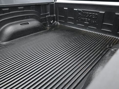 Used 2024 RAM 1500 Classic SLT image 25