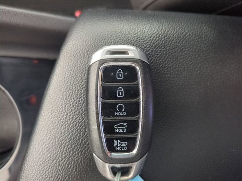 Used 2021 Hyundai Elantra SEL w/ Convenience Package image 33