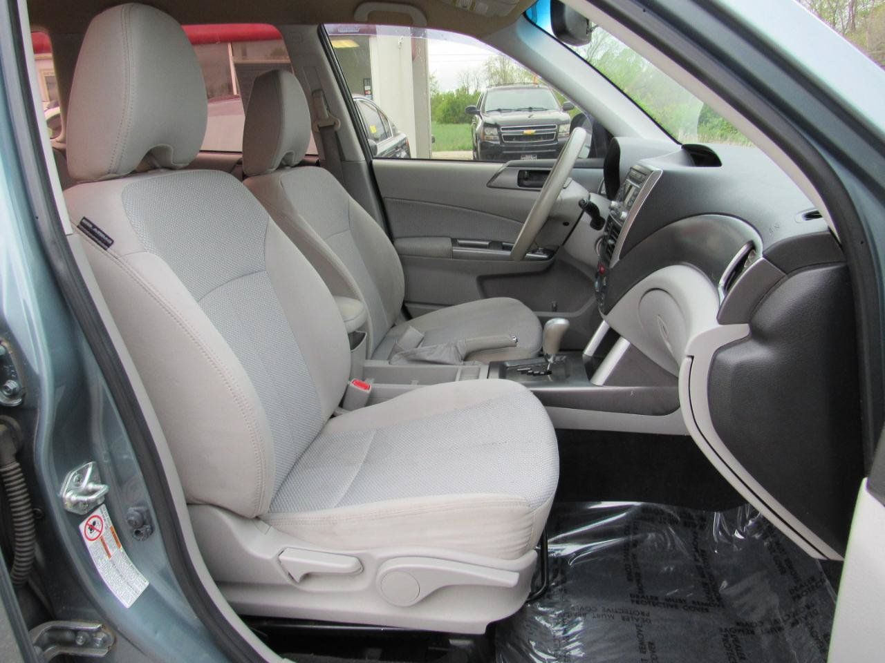 Used 2012 Subaru Forester 2.5X w/ Popular Pkg 3 AWD/4WD image 6