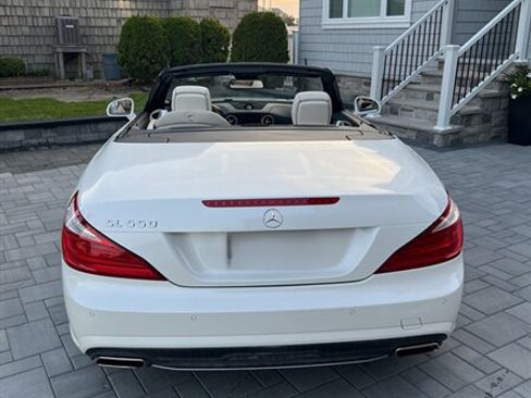 Used 2013 Mercedes-Benz SL 550 image 36
