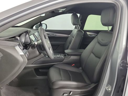 Used 2024 Cadillac XT5 Luxury FWD image 17