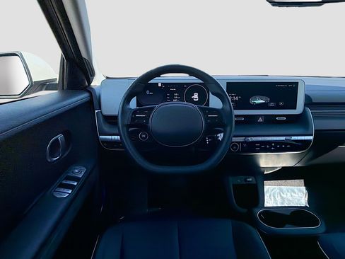 Used 2023 Hyundai Ioniq 5 SEL image 17