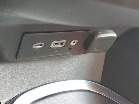 Used 2023 Chevrolet Malibu LT FWD image 28