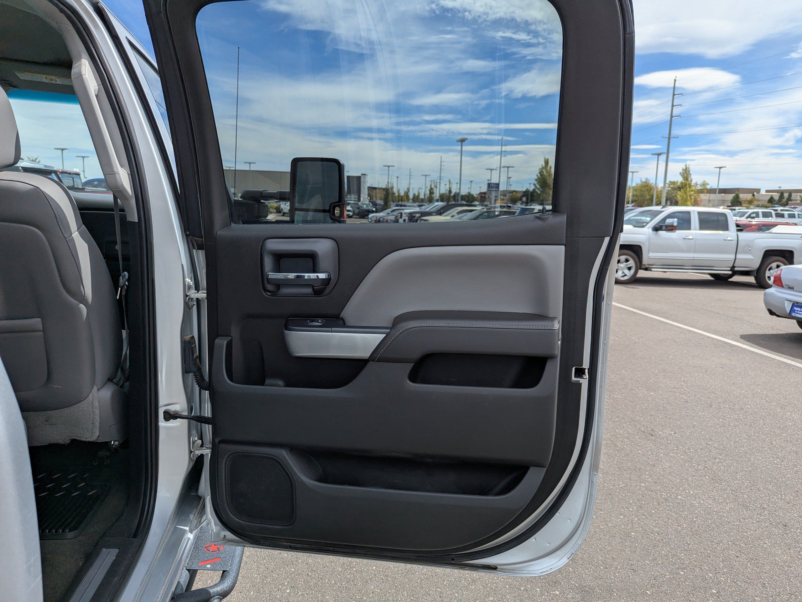 Certified 2015 Chevrolet Silverado 3500 LTZ w/ Duramax Plus Package AWD/4WD image 37