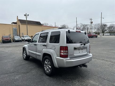 Used 2008 Jeep Liberty Limited w/ Premium Group II image 7