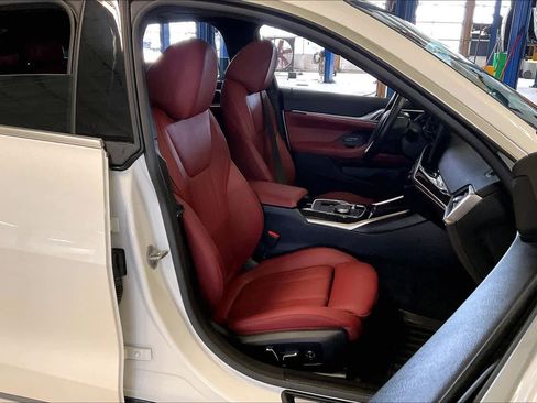 Certified 2024 BMW i4 eDrive35 w/ Premium Package image 9