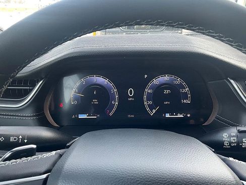 New 2025 Jeep Grand Cherokee Limited image 17