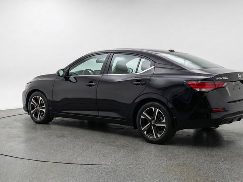 Used 2025 Nissan Sentra SV FWD image 6