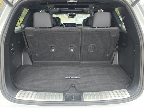 Used 2024 Hyundai Palisade Calligraphy image 19