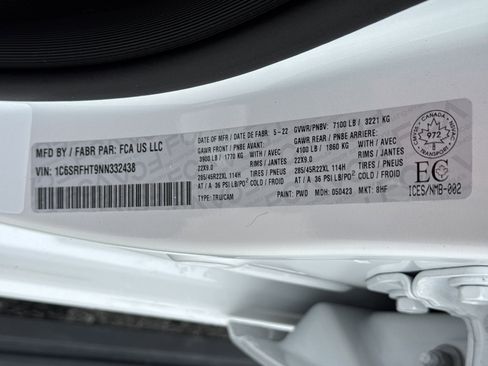 Used 2022 RAM 1500 Limited w/ Body-Colour Bumper Group image 40