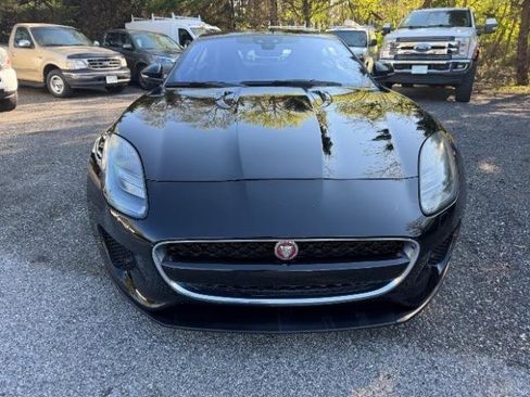 Used 2018 Jaguar F-TYPE Coupe image 8