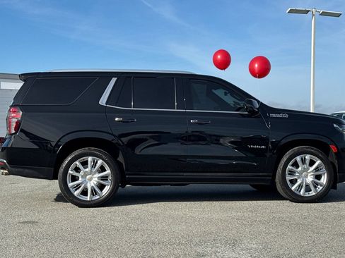 Used 2023 Chevrolet Tahoe High Country AWD/4WD image 3