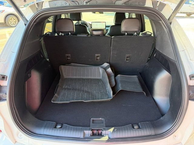 Used 2023 Ford Escape ST-Line w/ Tech Pack #1 AWD/4WD image 7