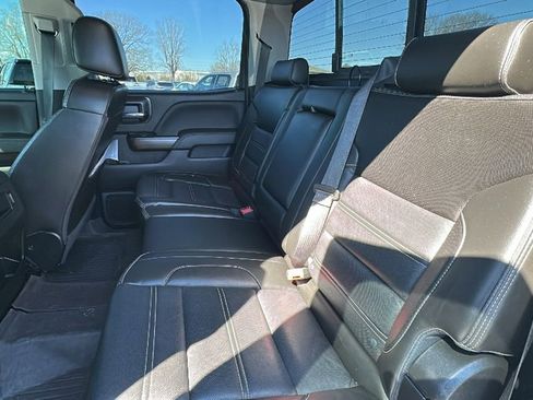 Used 2018 GMC Sierra 2500 Denali w/ Duramax Plus Package image 11