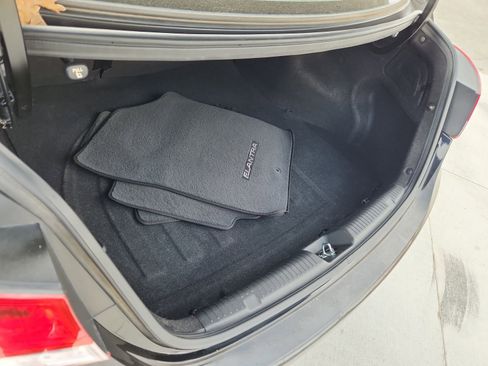 Used 2013 Hyundai Elantra Limited image 10