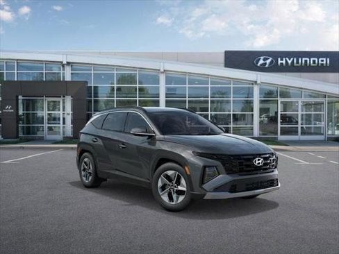 New 2025 Hyundai Tucson SEL image 2