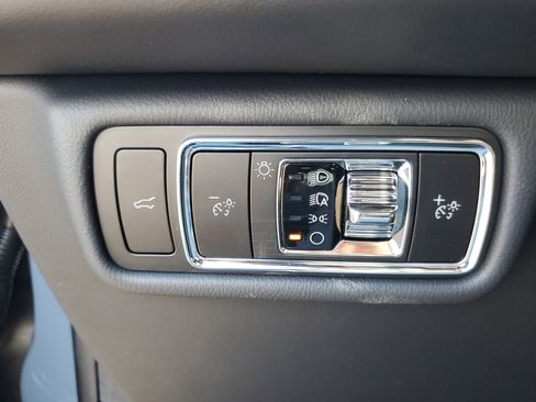 New 2026 Lincoln Aviator AWD image 13