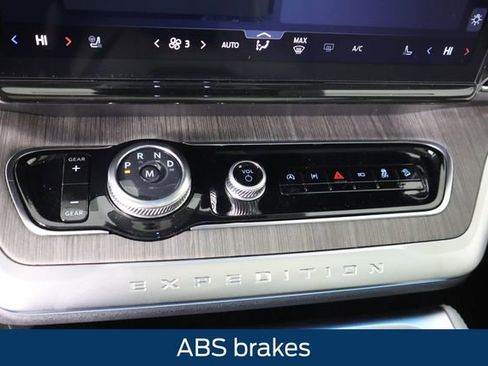 New 2026 Ford Expedition Max Platinum w/ Platinum Ultimate Package image 40