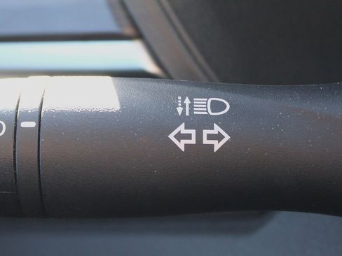 Used 2024 Nissan Altima 2.5 SV image 23