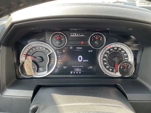 Used 2016 RAM 1500 Laramie w/ Convenience Group AWD/4WD image 27