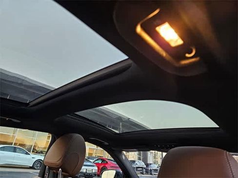 Used 2022 Mercedes-Benz E 350 Sedan image 25