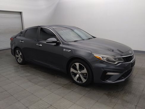 Used 2020 Kia Optima S FWD image 11