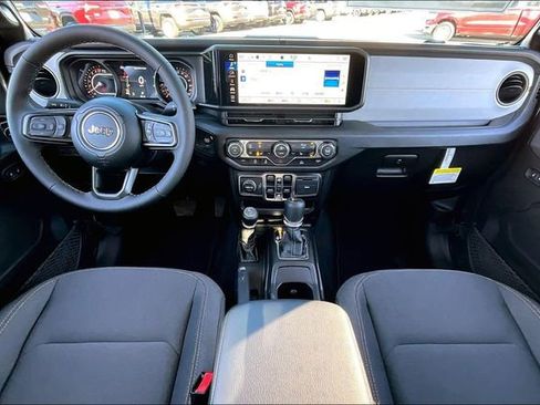 New 2026 Jeep Gladiator Sport AWD/4WD image 6