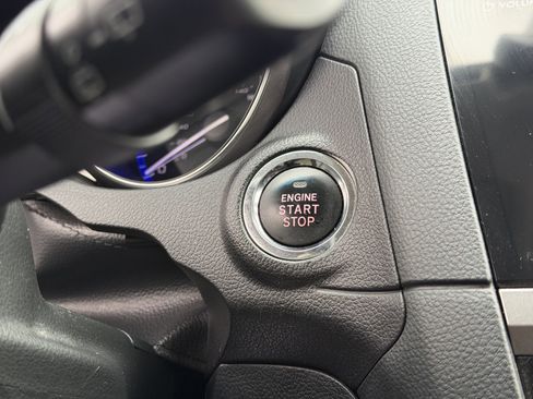 Used 2017 Subaru Outback 2.5i Limited image 23