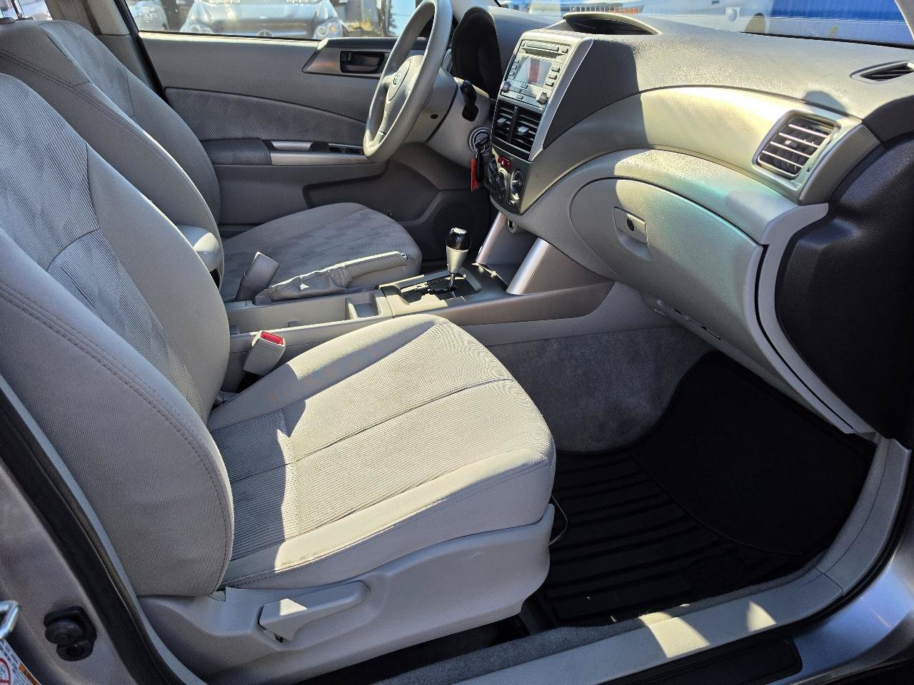 Used 2010 Subaru Forester 2.5X AWD/4WD image 25