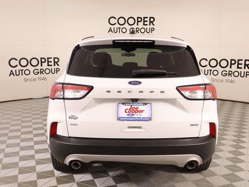 Used 2022 Ford Escape SE FWD image 20