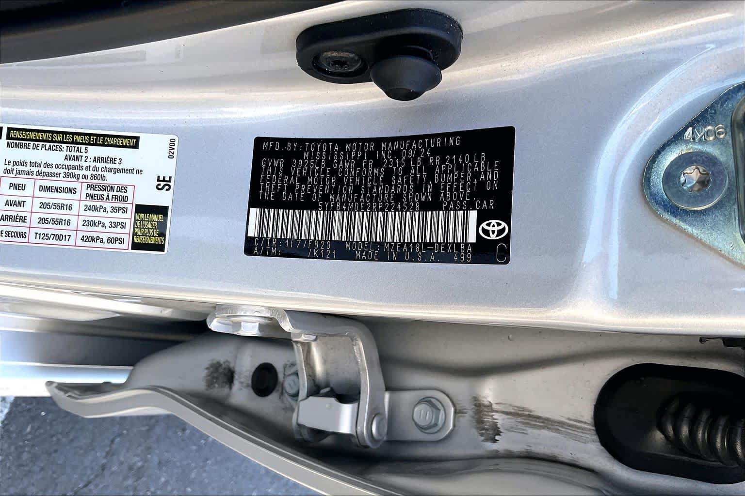 Used 2024 Toyota Corolla LE FWD image 33