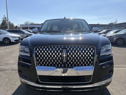 Used 2022 Lincoln Navigator L Black Label image 8