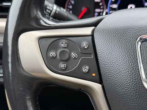 Used 2021 GMC Acadia Denali w/ Denali Ultimate Package image 20