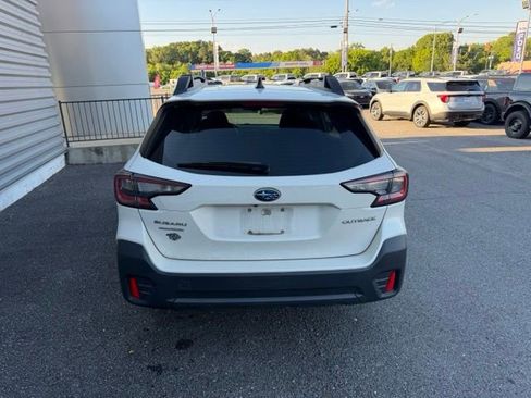 Used 2021 Subaru Outback AWD/4WD image 3