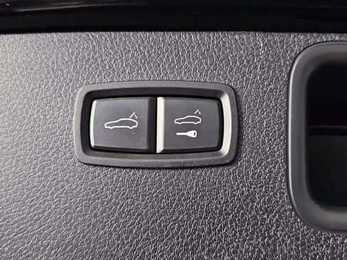 Used 2016 Porsche Macan S AWD/4WD image 13