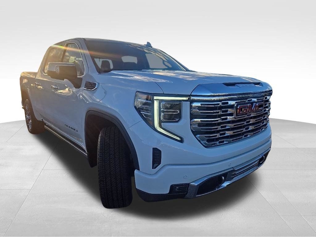 Certified 2024 GMC Sierra 1500 Denali w/ Denali Reserve Package AWD/4WD image 7