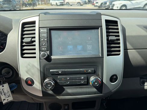 Used 2019 Nissan Frontier SV image 31