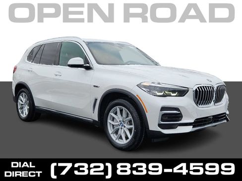 Certified 2022 BMW X5 xDrive45e image 1