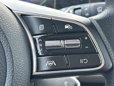 Used 2026 Kia Seltos LX FWD image 19