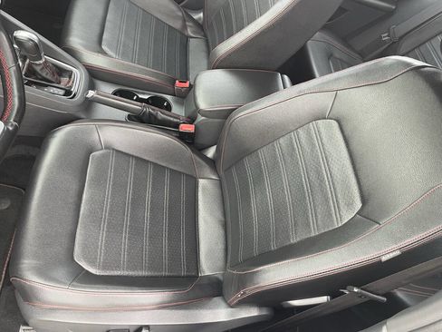 Used 2017 Volkswagen Jetta GLI image 23