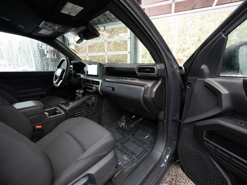 Certified 2025 Toyota Tacoma SR5 image 26