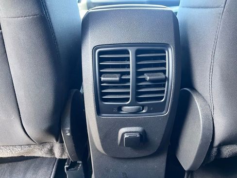 Used 2017 Ford Escape SE AWD/4WD image 17