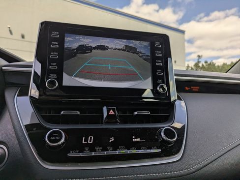 Used 2019 Toyota Corolla SE image 19