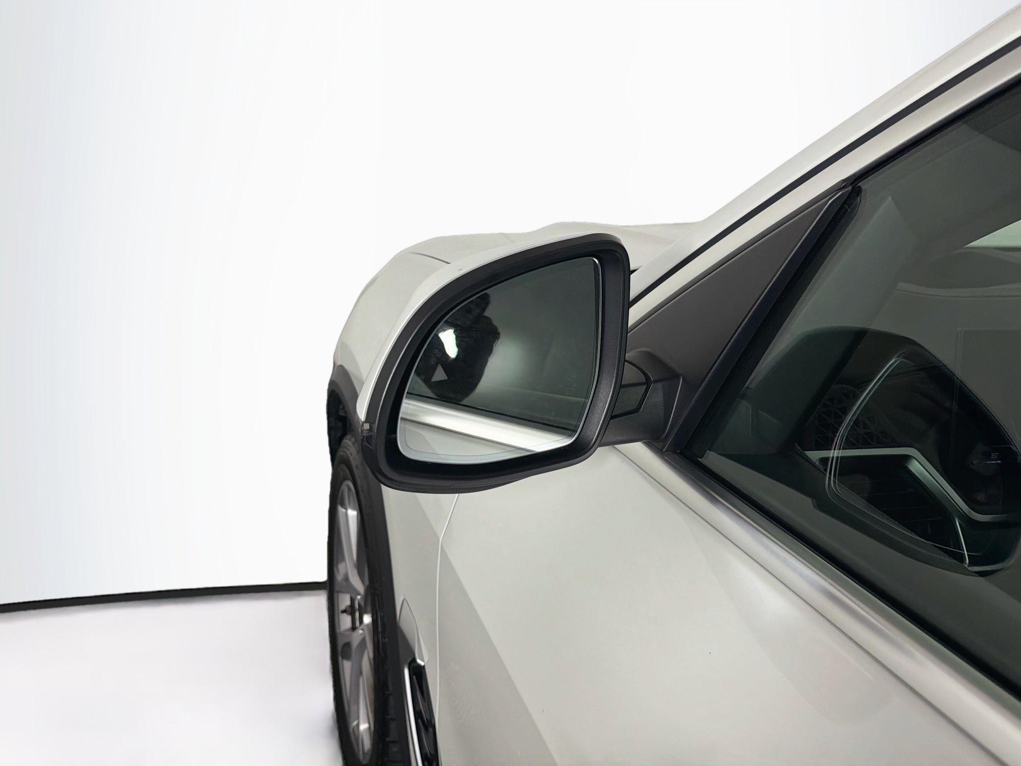 Used 2024 BMW X5 sDrive40i RWD image 16