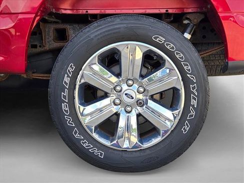 Used 2018 Ford F150 XLT w/ Equipment Group 302A Luxury AWD/4WD image 22