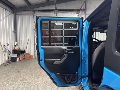 Used 2017 Jeep Wrangler Unlimited Sport image 13