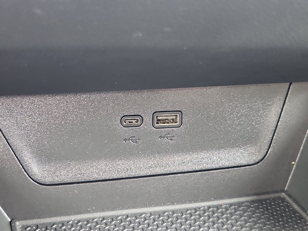 Certified 2025 Chevrolet Equinox LT AWD/4WD image 18